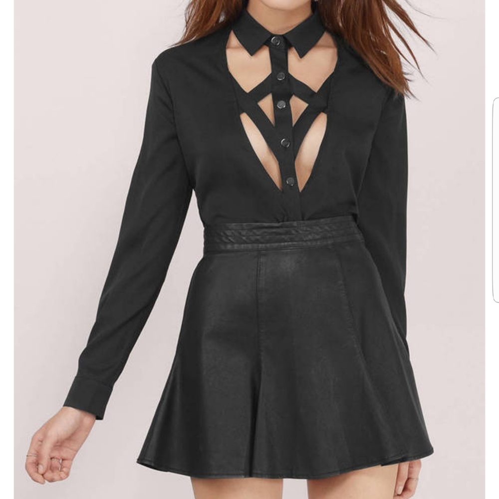 "Cutting you out" black blouse NWOT